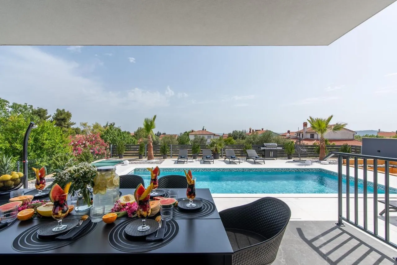 Bella Vista Medulin Villa